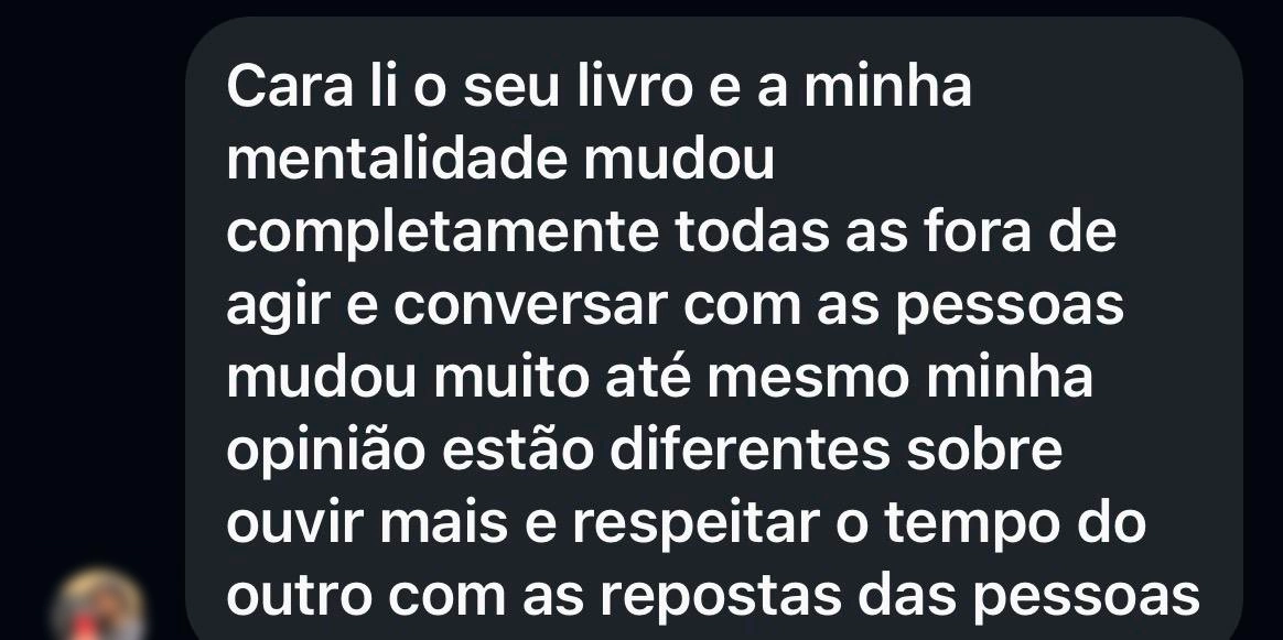 Print de feedback de leitor sobre a experiência com o livro, 1 de 4
